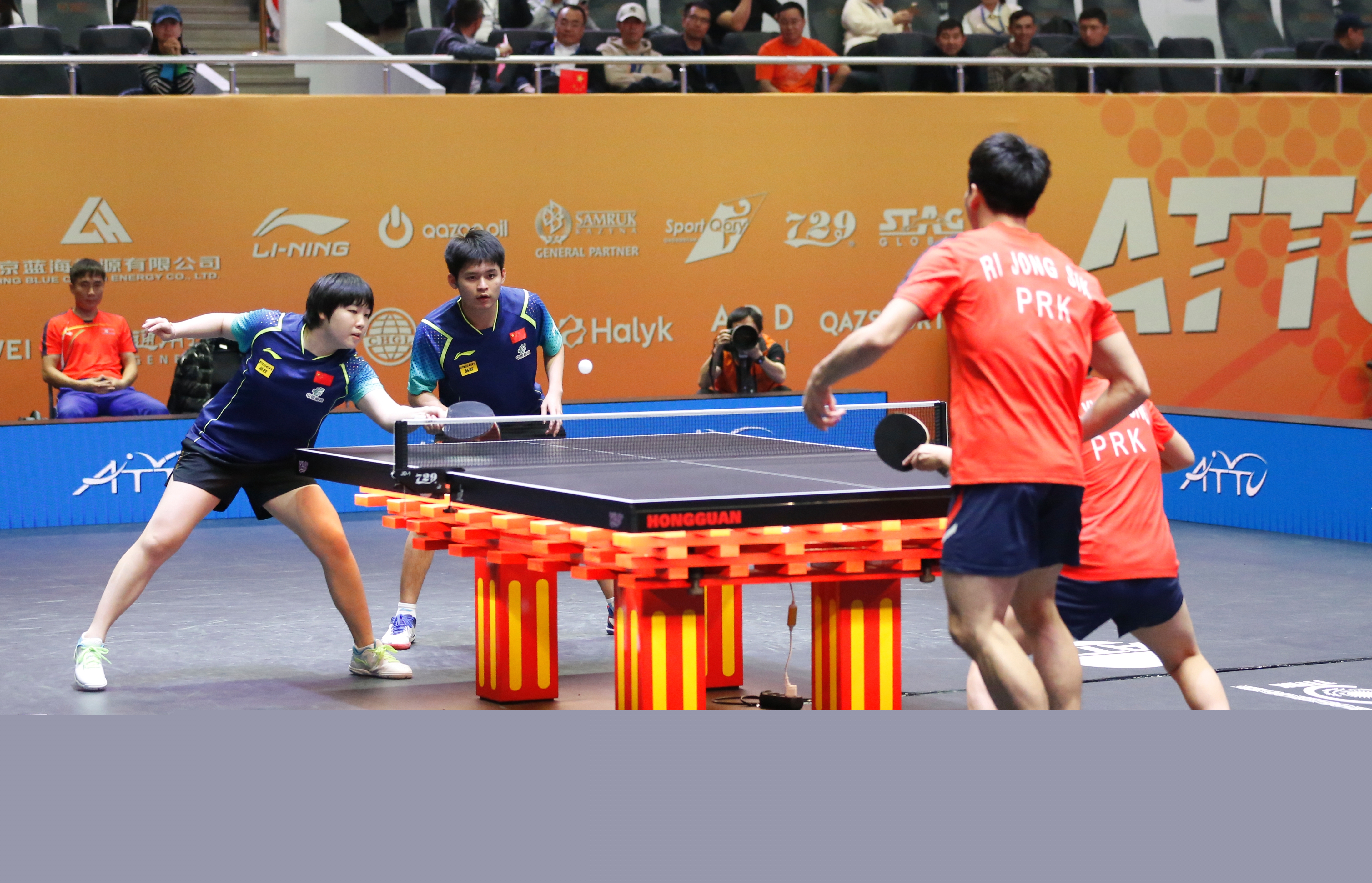 决定比赛结 决定比赛结